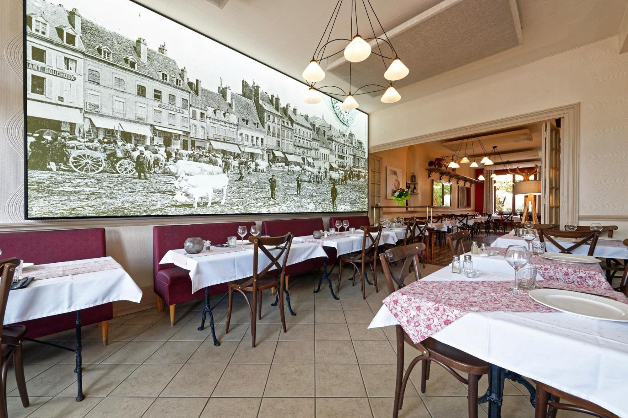 Contact Hotel De La Gare Et Son Restaurant Cote A Cote Autun Exterior photo