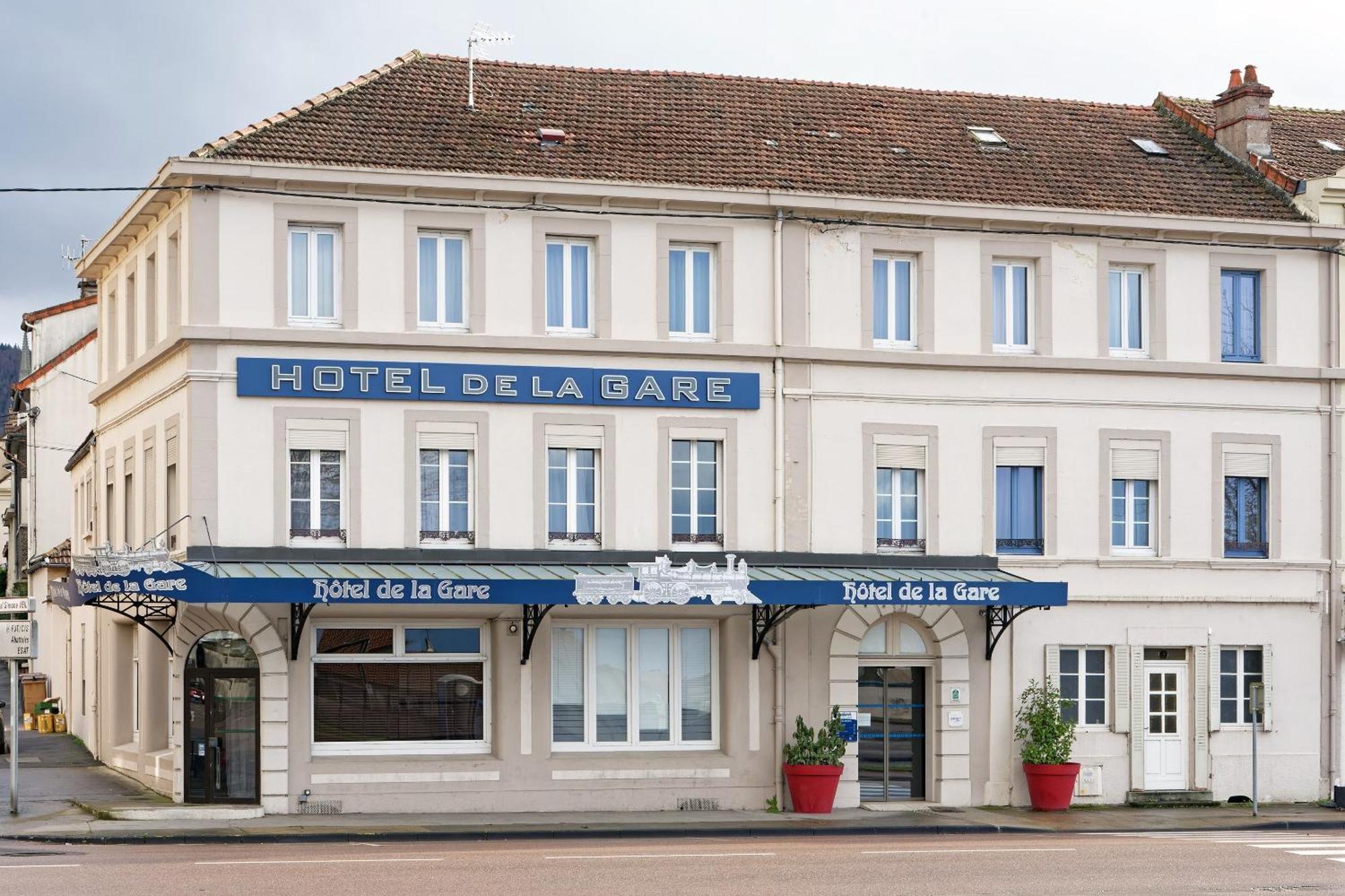 Contact Hotel De La Gare Et Son Restaurant Cote A Cote Autun Exterior photo